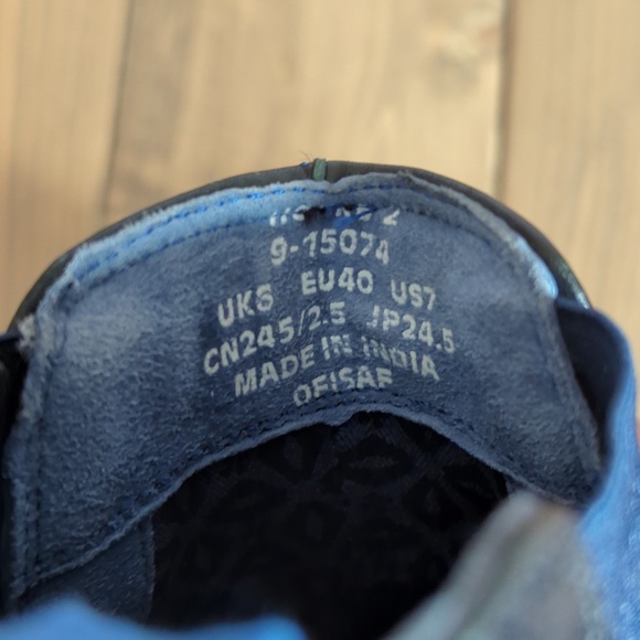 Ted Baker Black Leather w/ Paisley Print Boots - Picture 13 of 13